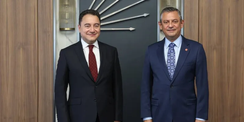 Ali Babacan'dan Özgür Özel'e Tebrik! Sürpriz Ziyaret Mi?