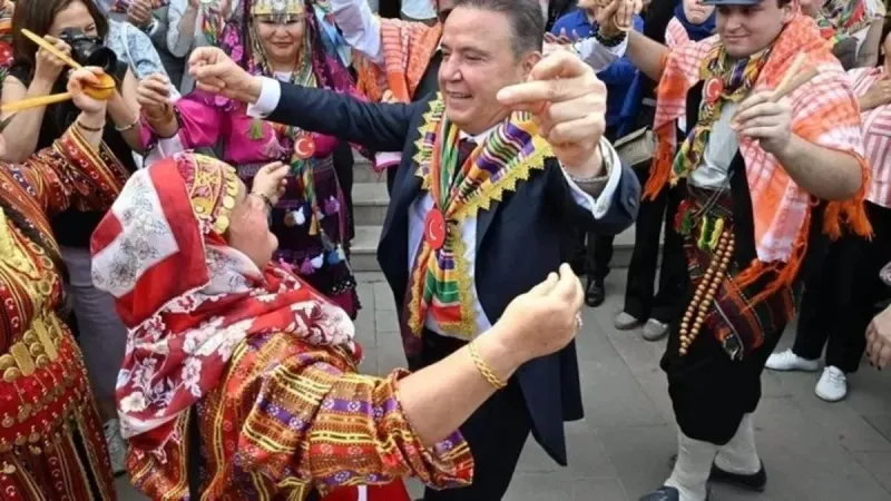 CHP'li Antalya Büyükşehir Belediyesi’nden mayıs ayında iki festivale 78,5 milyon TL harcama