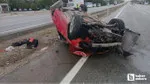 Elmadağ'da taklalar atan otomobil hurdaya döndü, sürücü yaralandı