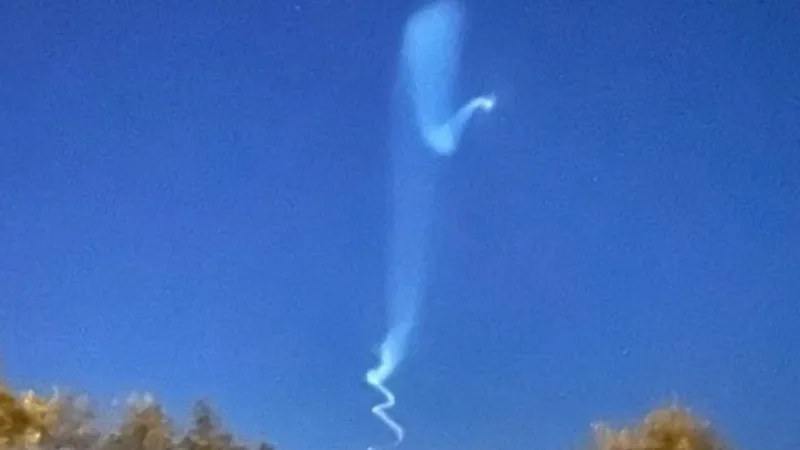 Gökyüzünde UFO Paniği! Kastamonu'da Görülen Gizemli Cisim Kamerada!