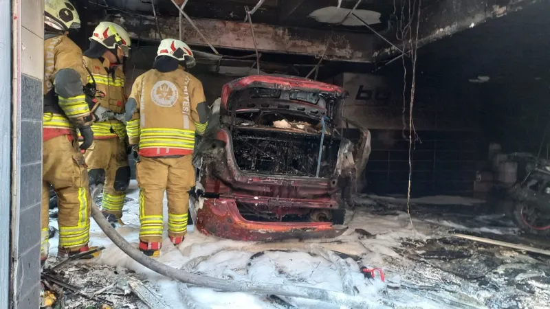 Manisa'da oto yıkamacıda çıkan yangında 1 kişi öldü