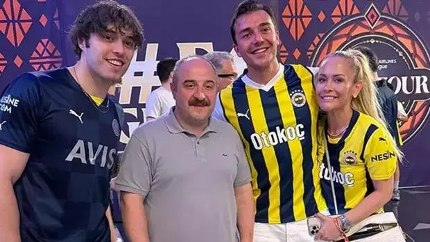Mustafa Varank, Fenerbahçe'nin Final-Four yarı final maçını izledi