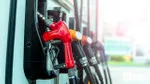 Benzine Büyük İndirim Müjdesi! O Saati Bekleyin