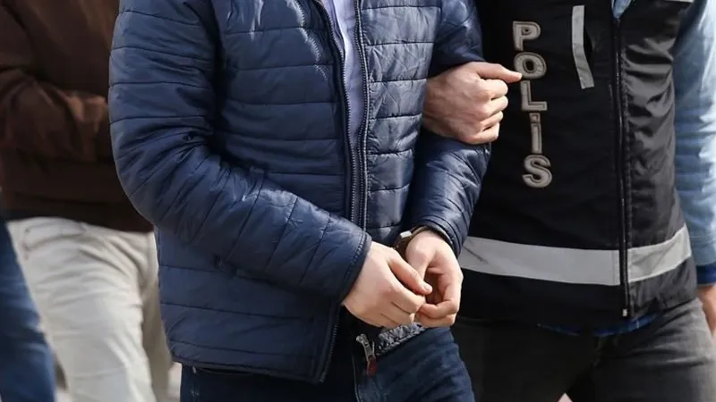 Cumhurbaşkanına Hakaret Şoku! Sosyal Medya Yöneticisi Gözaltında