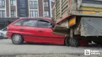 Mamak'ta Feci Kaza! Otomobil Tıra Çarptı: Sürücü Yaralı!