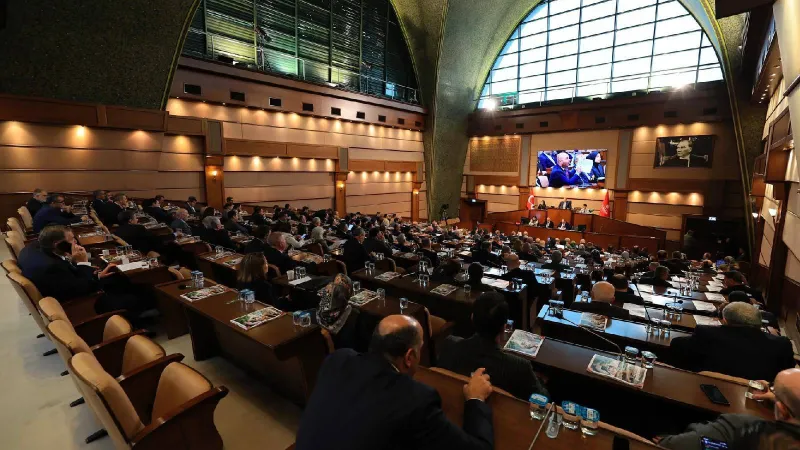 Üsküdar Belediye Meclisinde Türk Dünyası Belediyeler Birliğinden çıkma teklifi tartışıldı